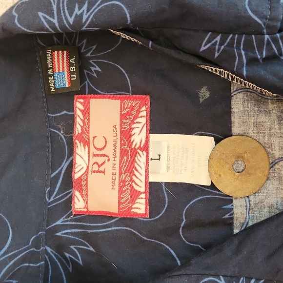 Authentic Hawaiian shirt - Picture 3 of 6